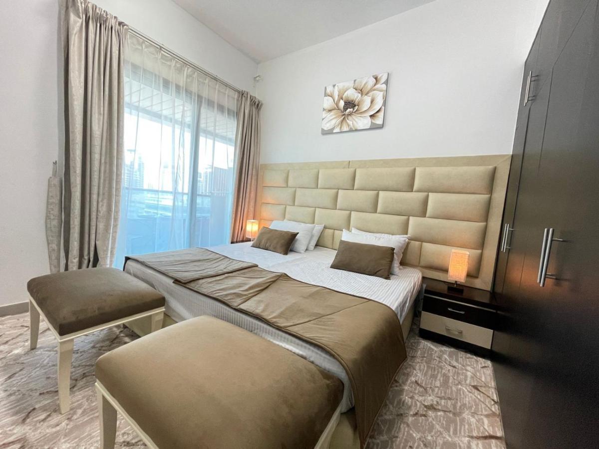 Private Gorgeous Room With Marina View With Shared Kitchen In Shared Apartment Dubai Luaran gambar