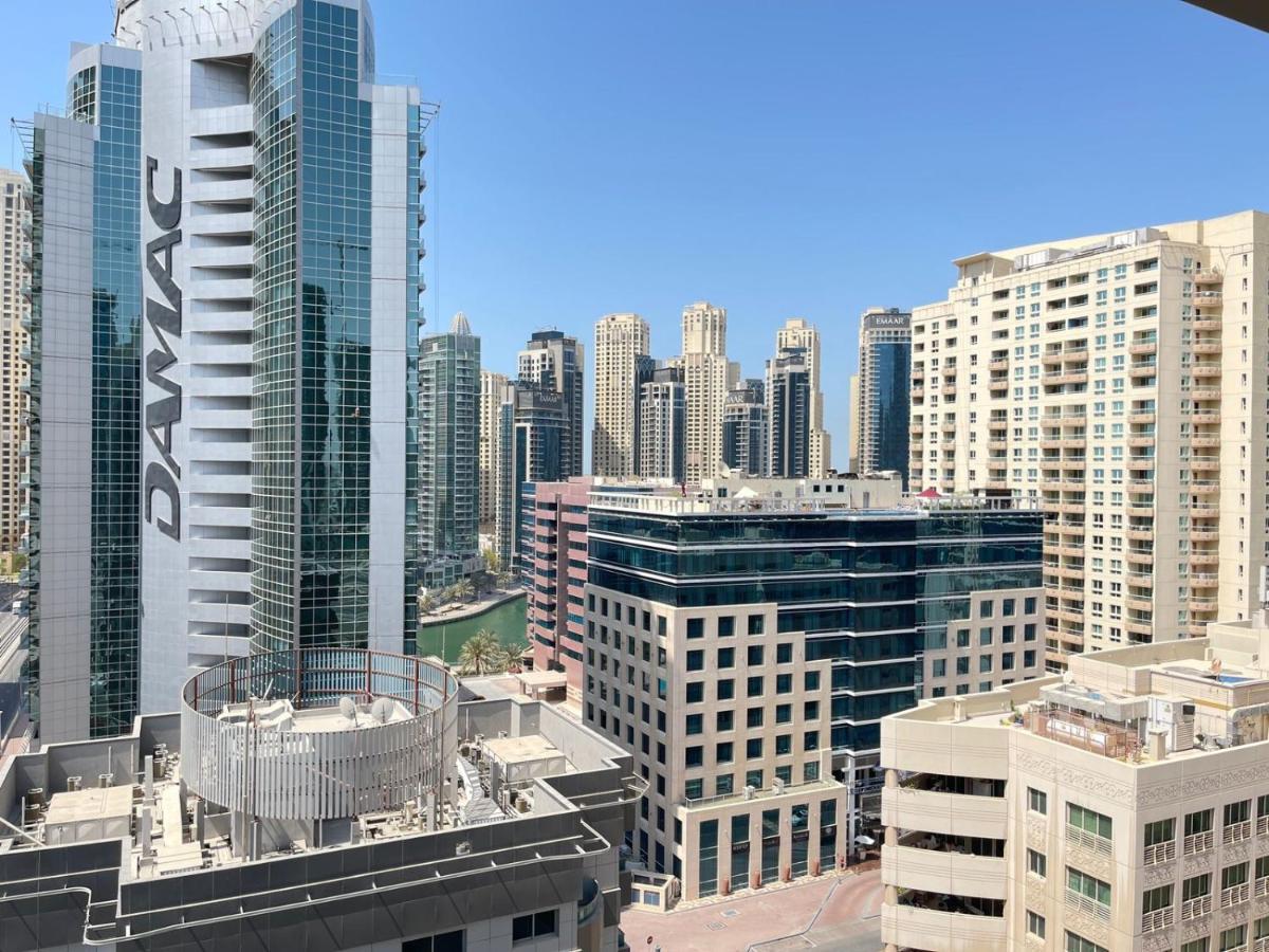 Private Gorgeous Room With Marina View With Shared Kitchen In Shared Apartment Dubai Luaran gambar